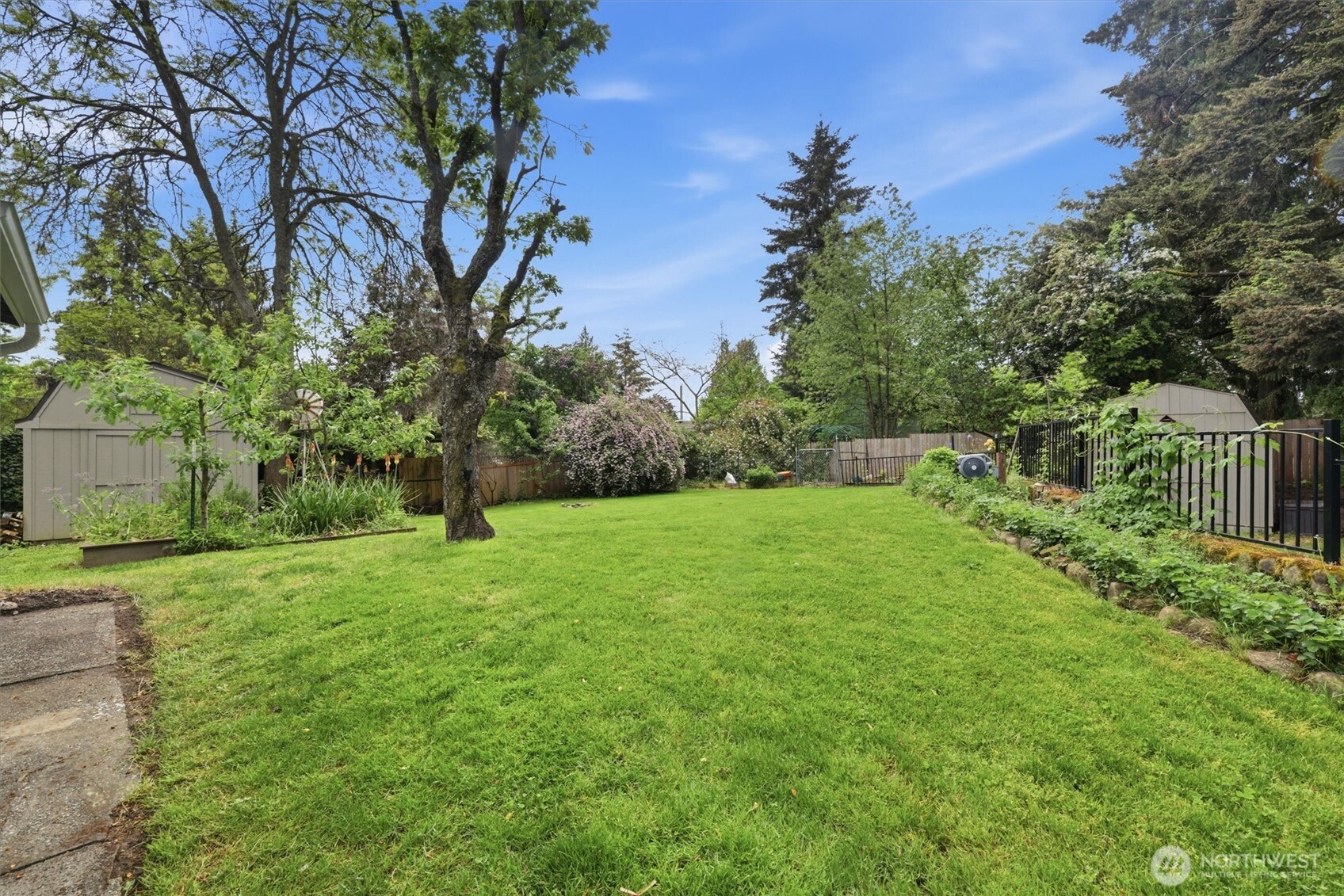 1027 S 124th Street Seattle WA 98168