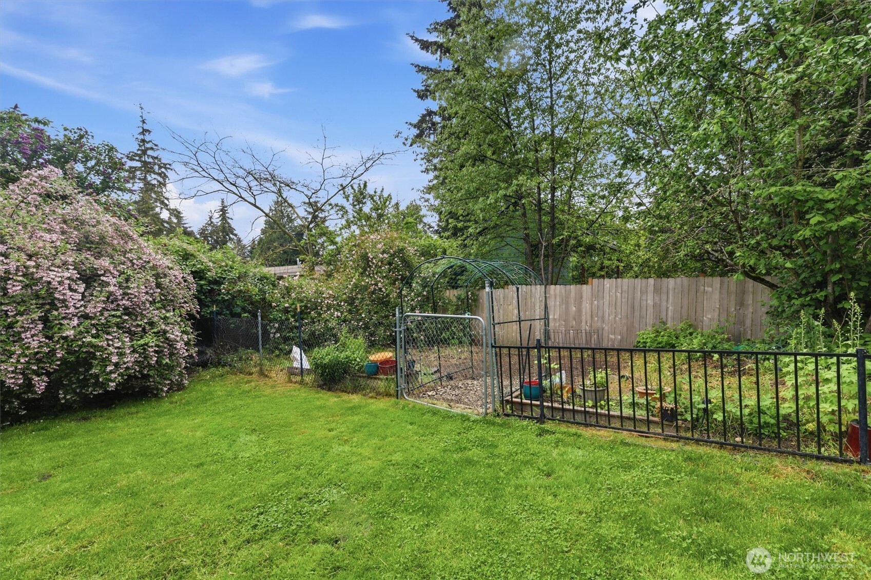 1027 S 124th Street Seattle WA 98168