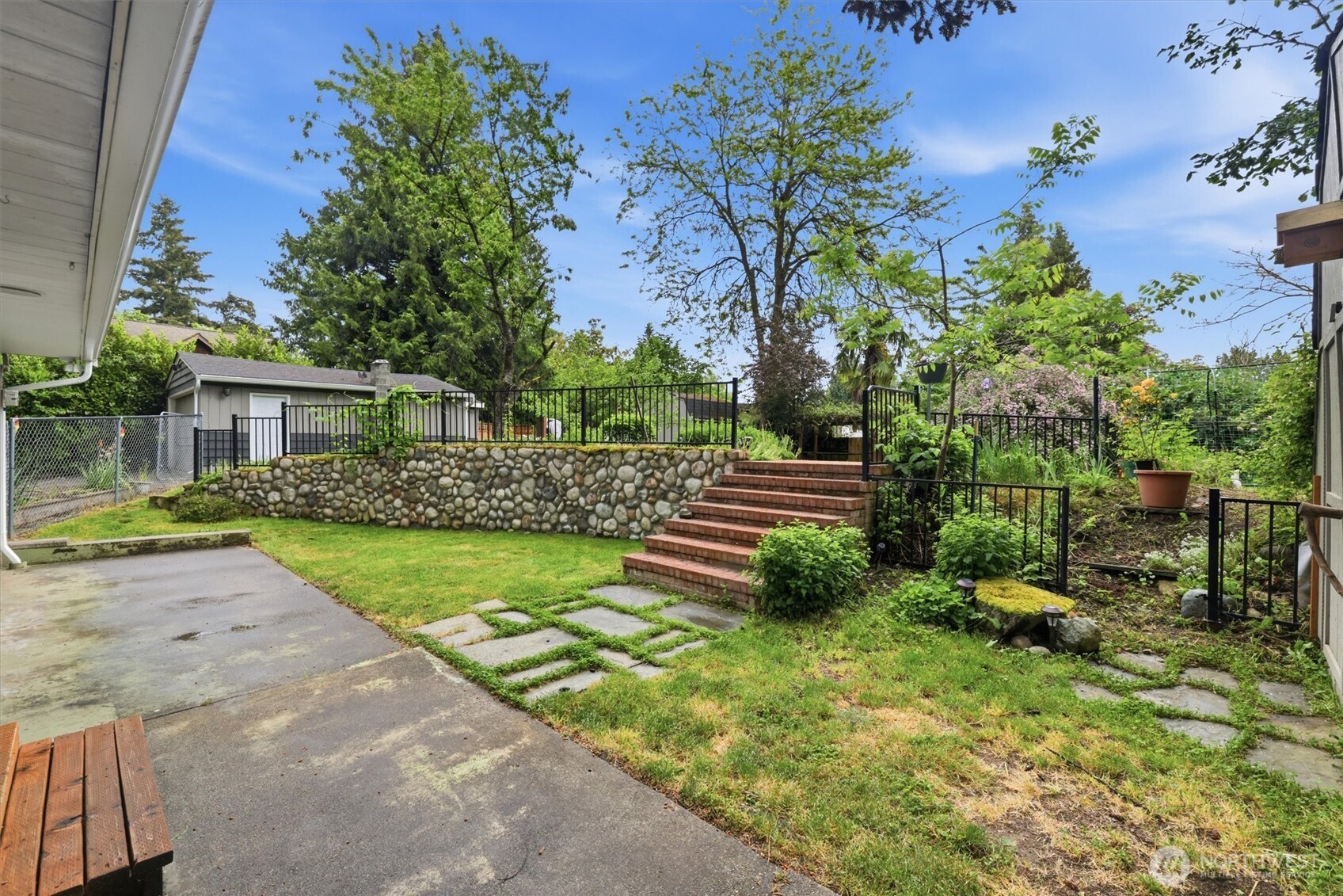 1027 S 124th Street Seattle WA 98168