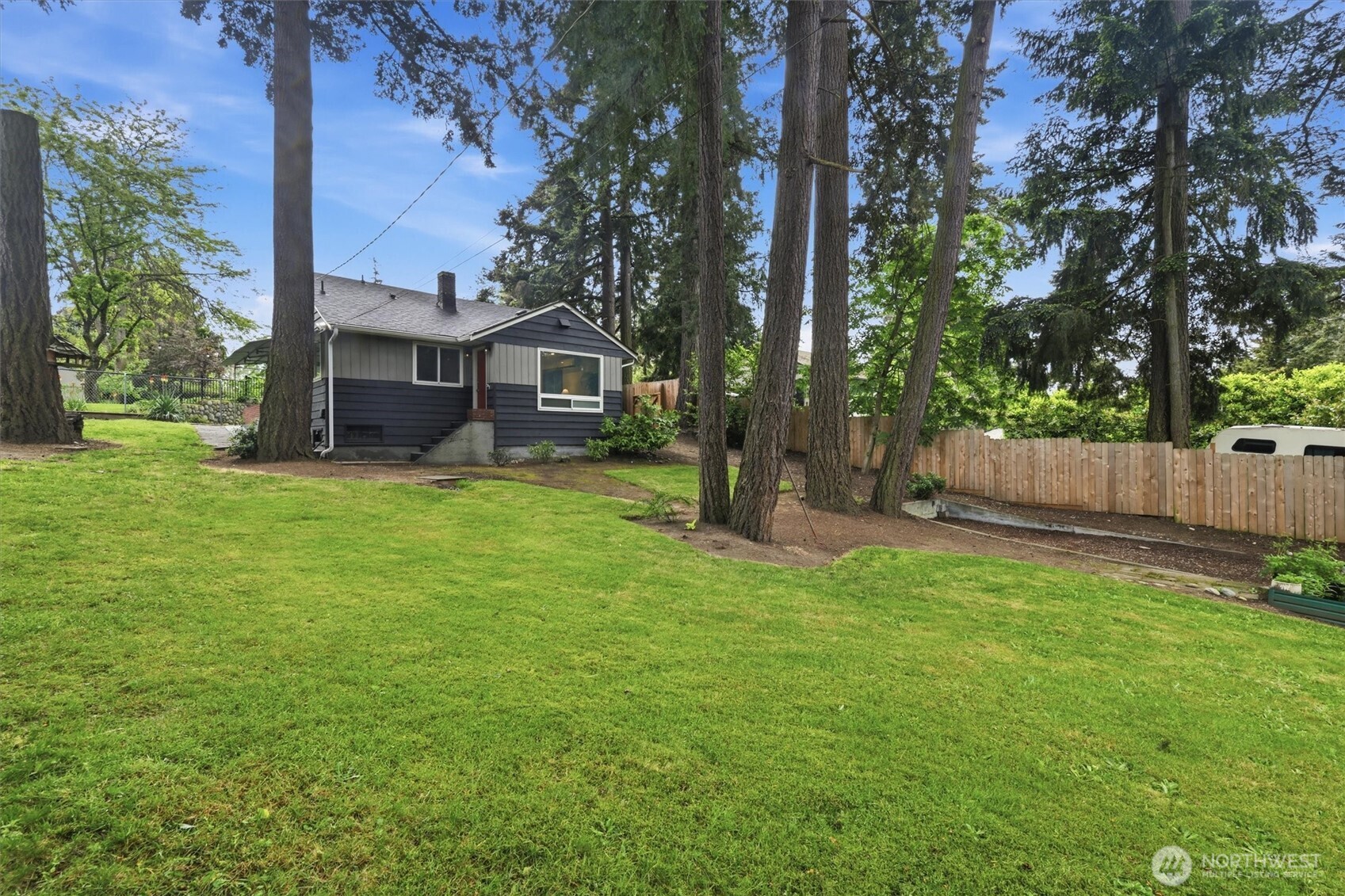 1027 S 124th Street Seattle WA 98168