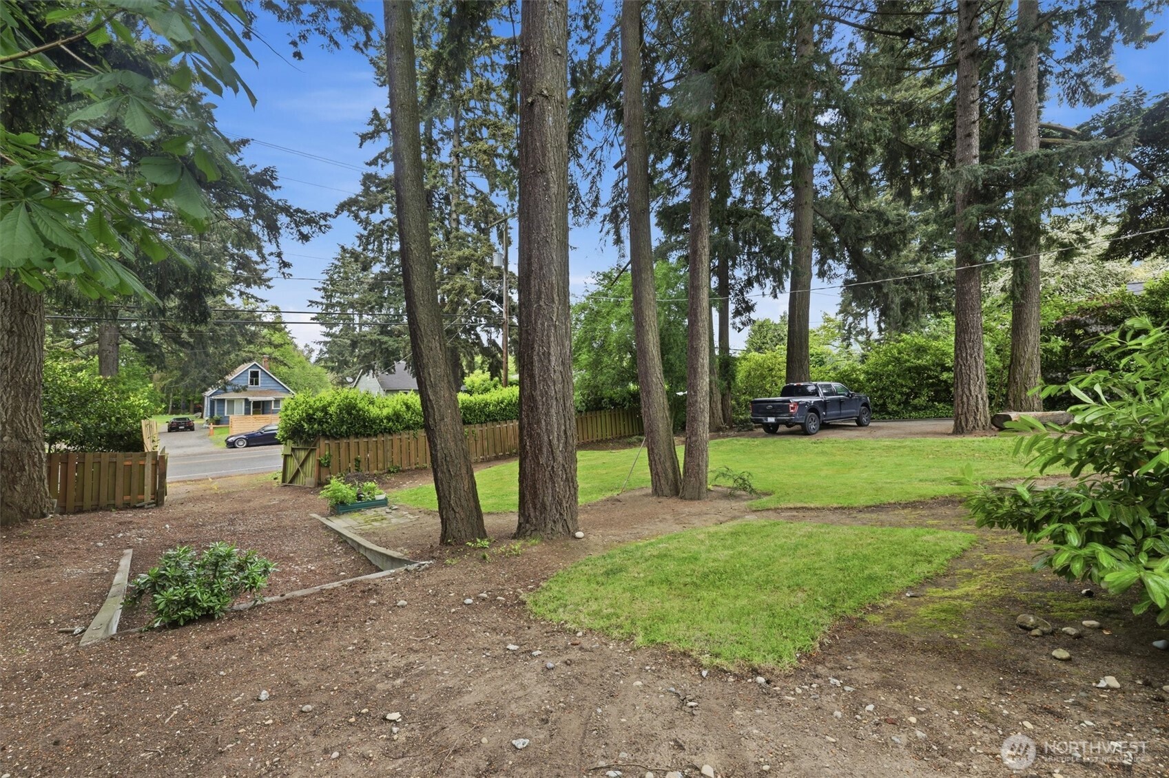 1027 S 124th Street Seattle WA 98168