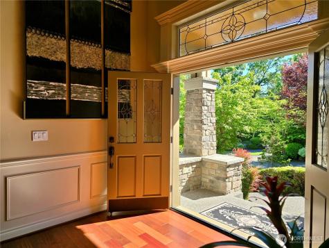 4569 162nd Lane SE Bellevue WA 98006