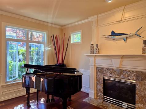 4569 162nd Lane SE Bellevue WA 98006