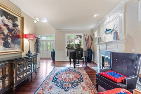 4569 162nd Lane SE Bellevue WA 98006