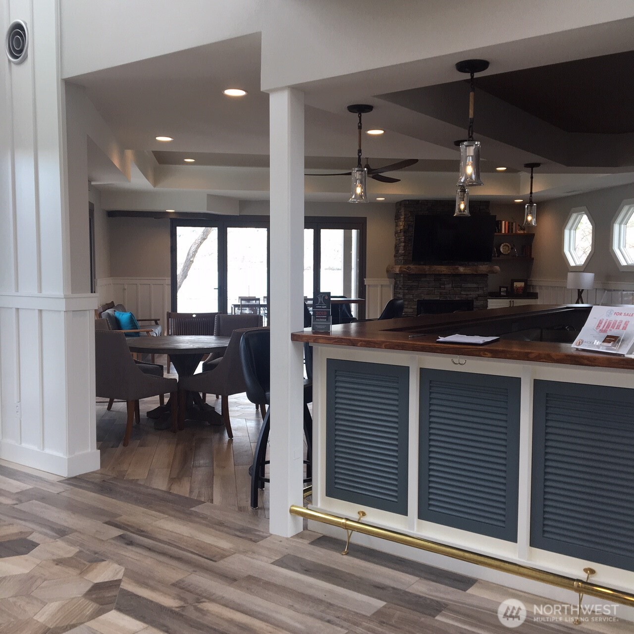 1350 W Woodin Avenue Chelan WA 98816