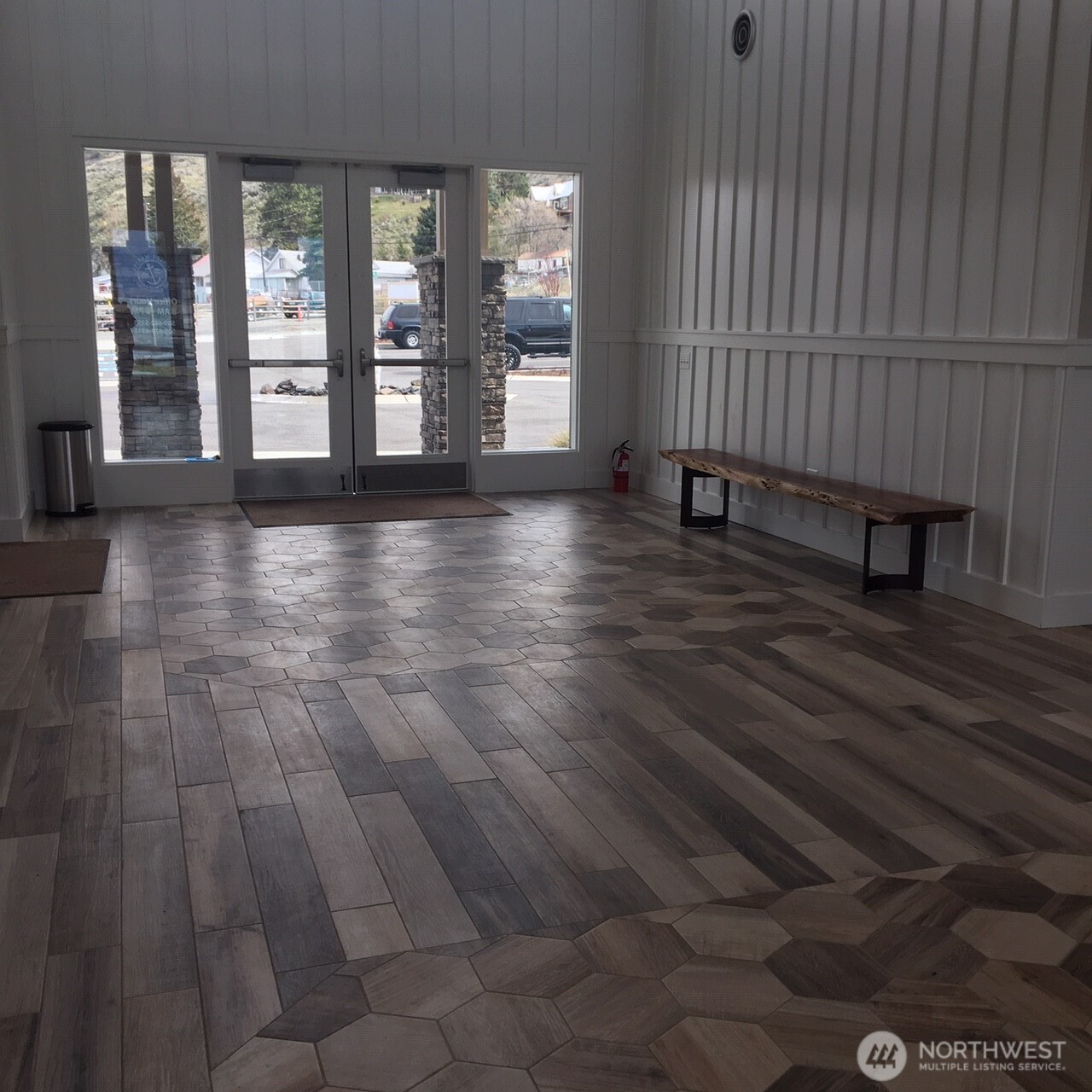 1350 W Woodin Avenue Chelan WA 98816