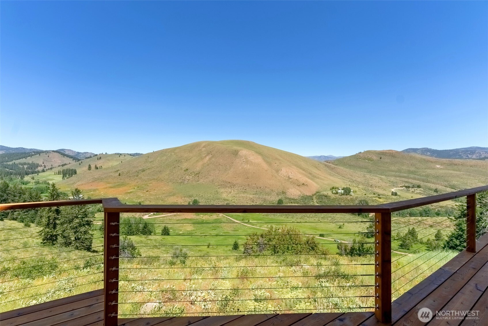 427 Rendezvous Road Winthrop WA 98862