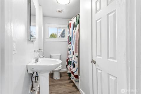 509 S 56th Street Tacoma WA 98408
