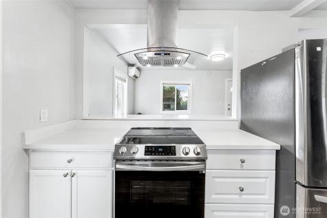 509 S 56th Street Tacoma WA 98408