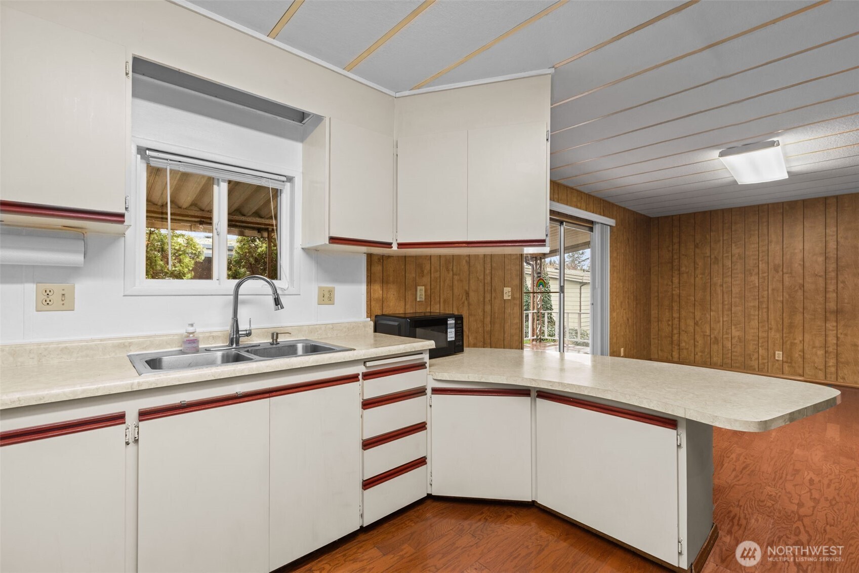 21911 SE 107th Place Kent WA 98031