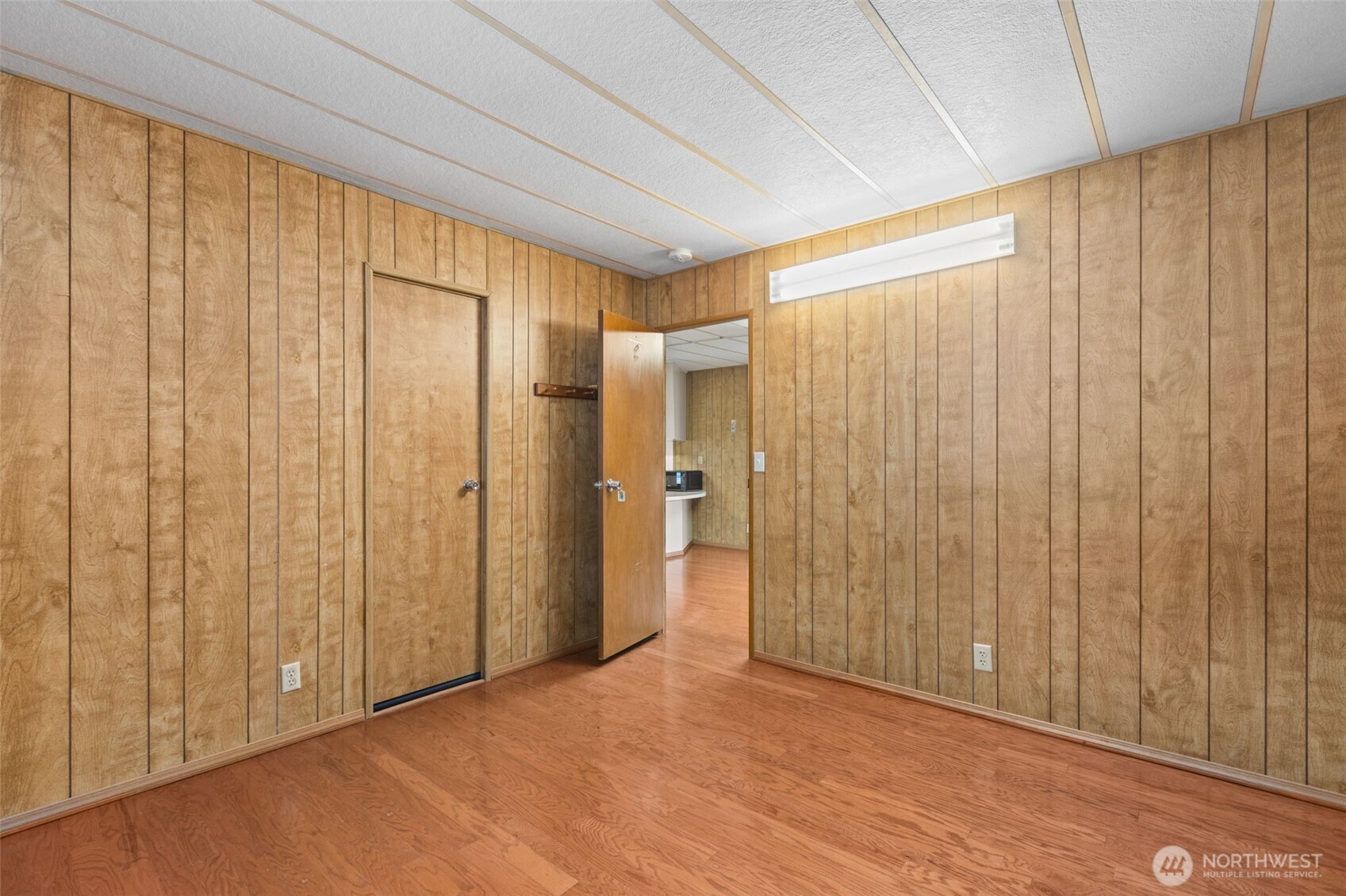 21911 SE 107th Place Kent WA 98031