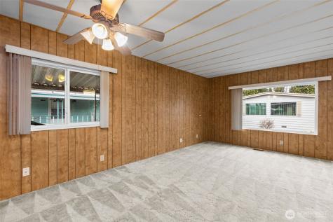 21911 SE 107th Place Kent WA 98031