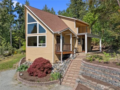 2131 Wagner Road Camano Island WA 98282