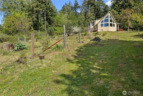2131 Wagner Road Camano Island WA 98282