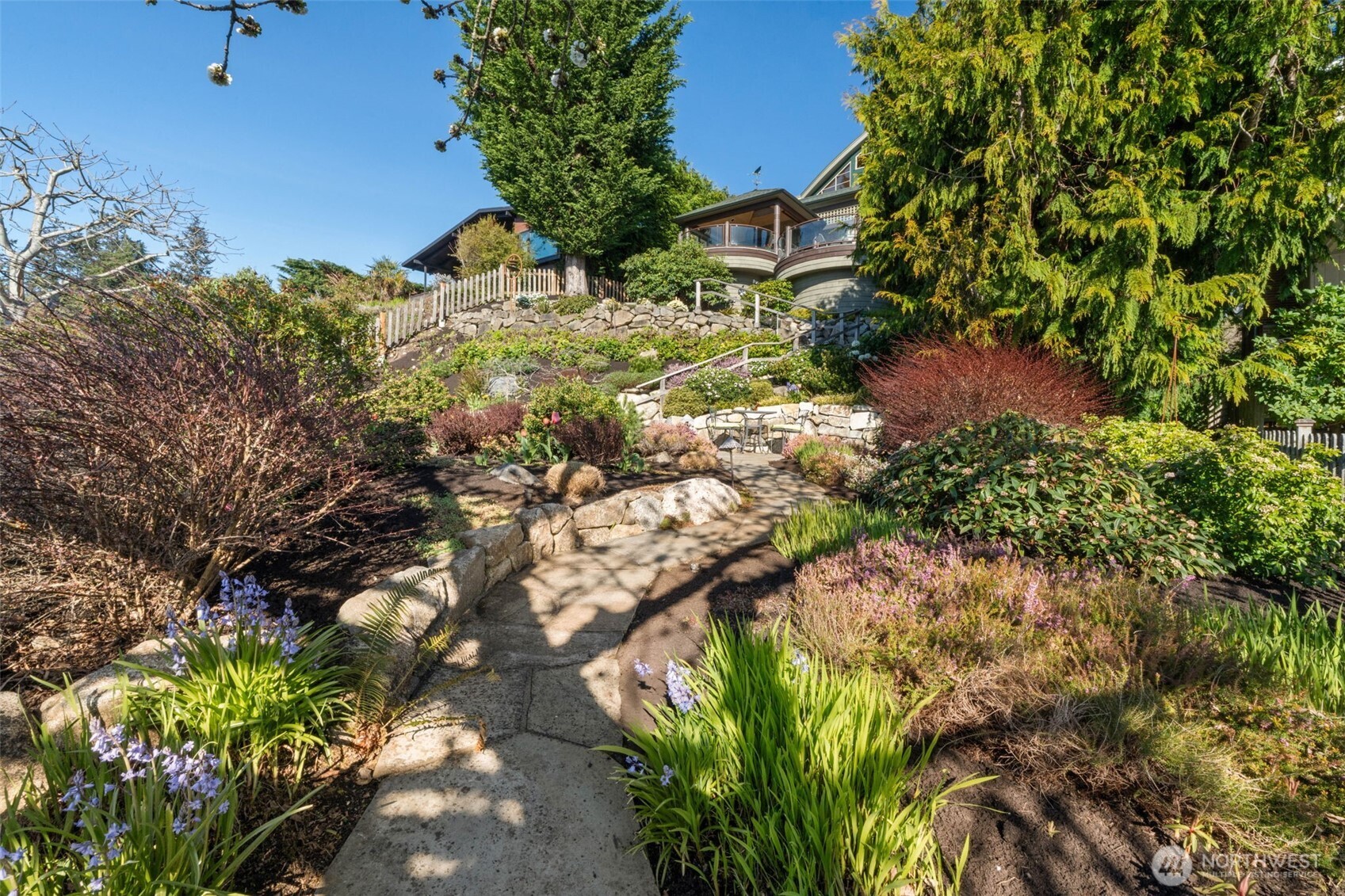 1121 Irene Place NE Bainbridge Island WA 98110