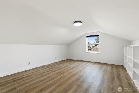 9444 26th Avenue SW Seattle WA 98106