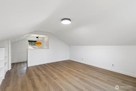 9444 26th Avenue SW Seattle WA 98106
