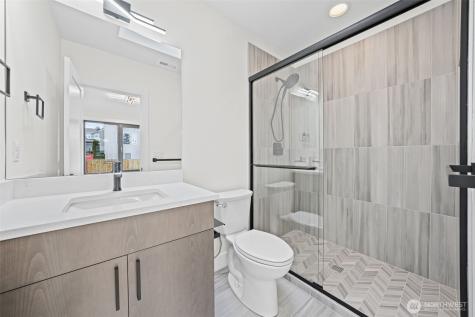 16050 SE 44th Court Bellevue WA 98006