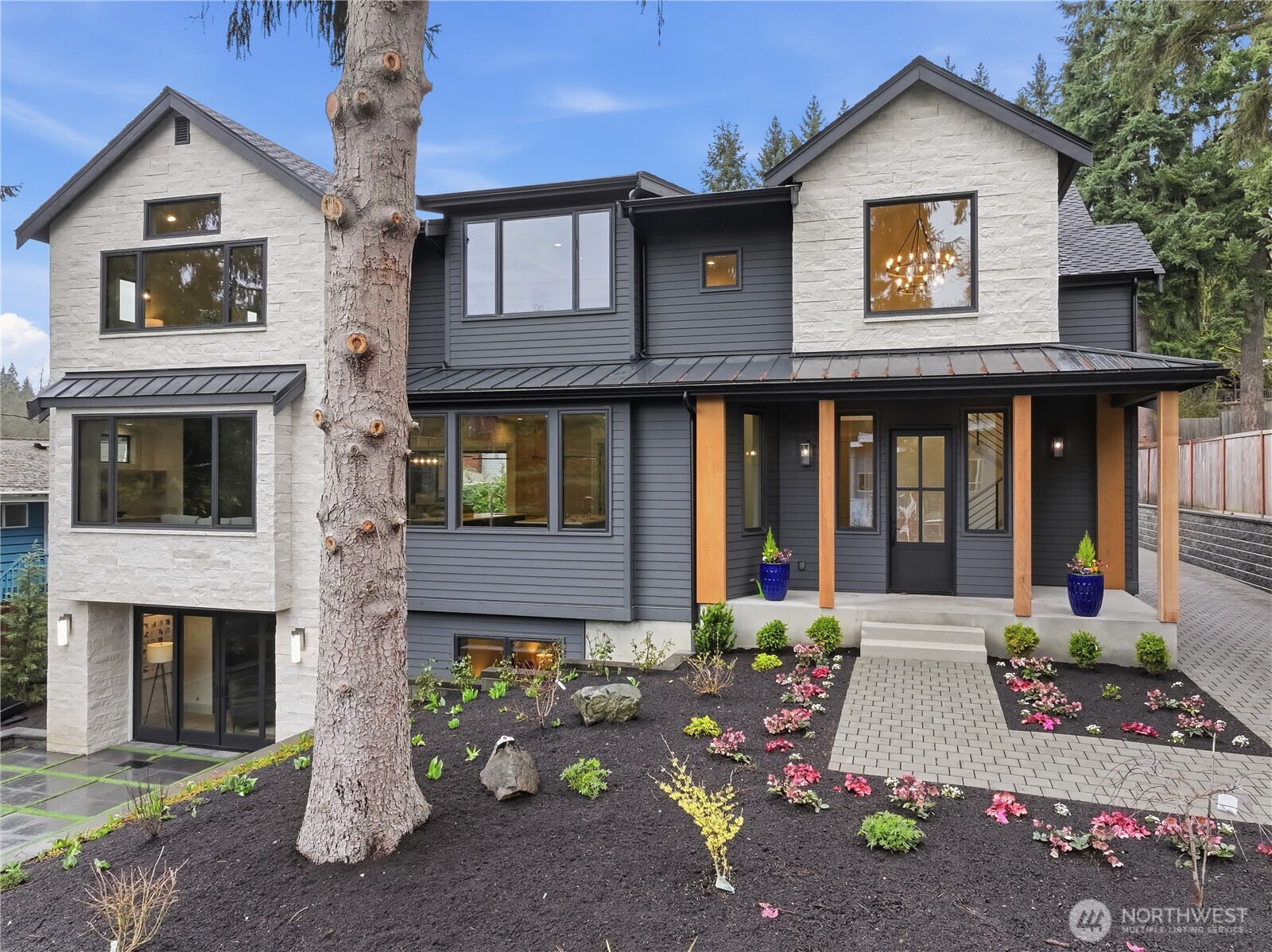 10710 SE 16th Street Bellevue WA 98004