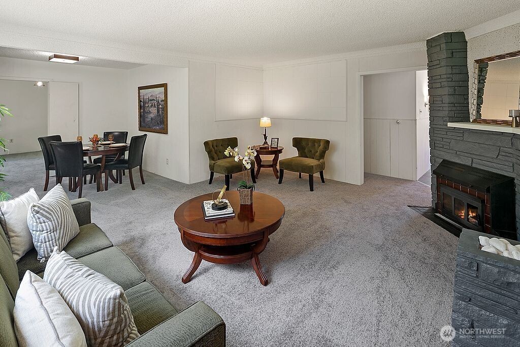 1564 Serpentine Place Shoreline WA 98155
