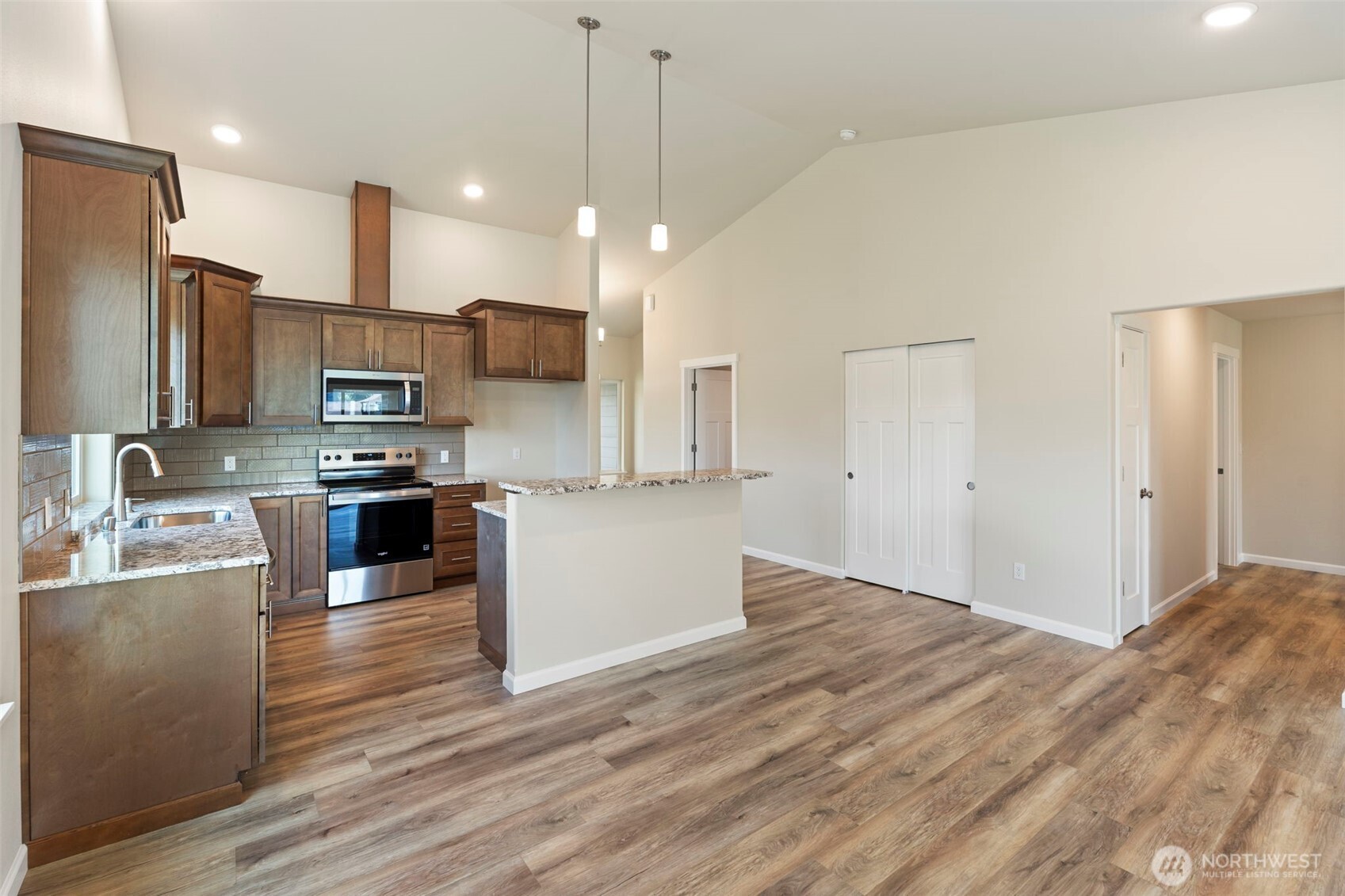 9609 179th Trail SW Rochester WA 98579