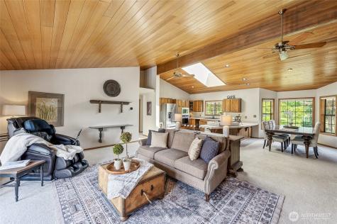 9656 North Road Peshastin WA 98847