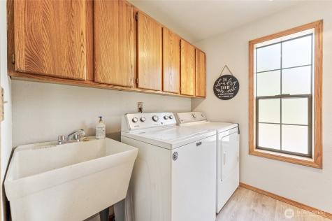9656 North Road Peshastin WA 98847