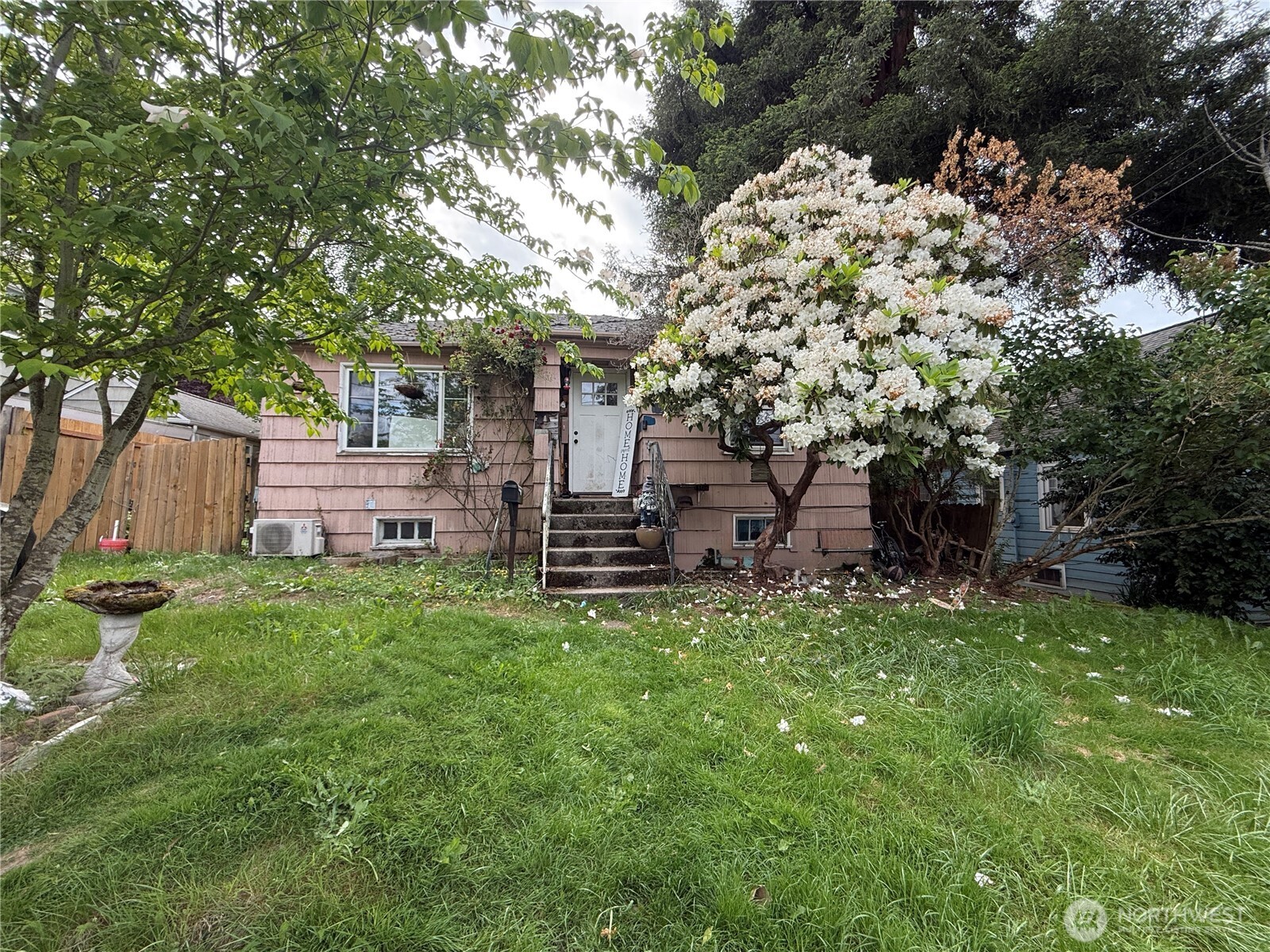 10047 61st Avenue S Seattle WA 98178