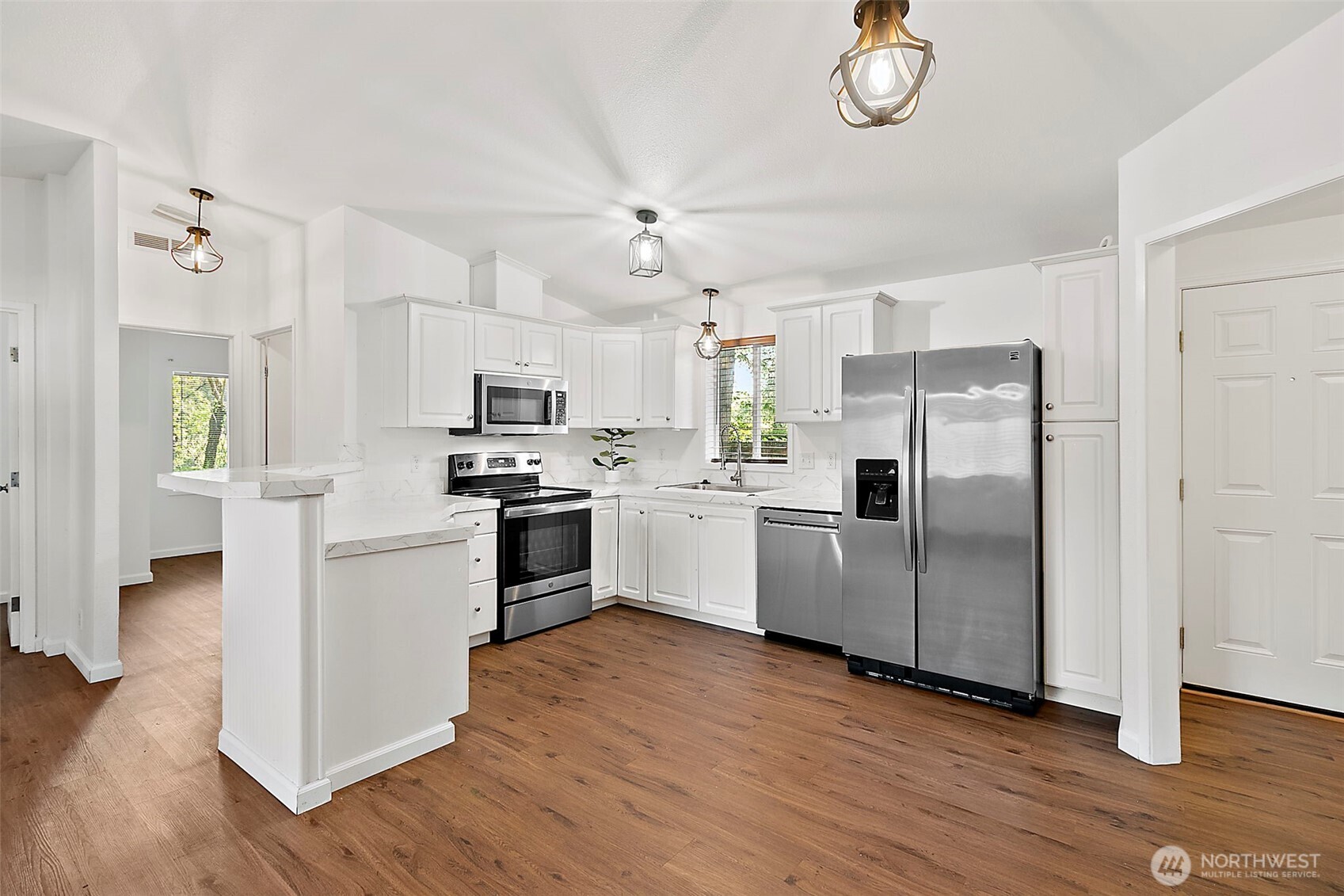 1720 Maple Lane Court Kent WA 98030