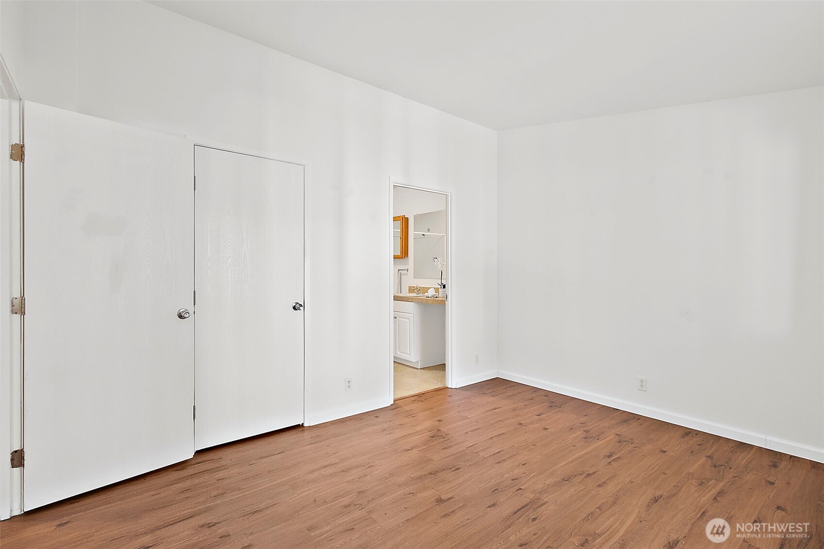 1720 Maple Lane Court Kent WA 98030