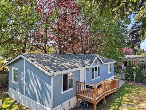 1720 Maple Lane Court Kent WA 98030
