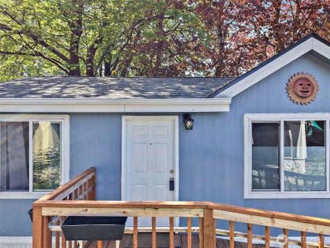 1720 Maple Lane Court Kent WA 98030