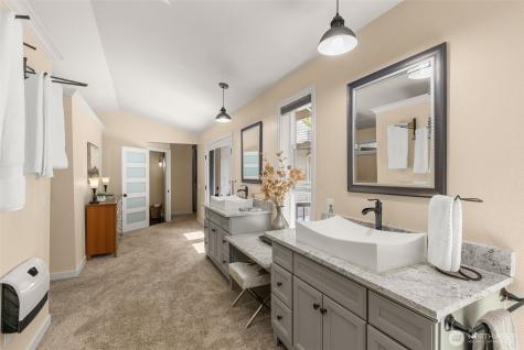10202 7th Place SE Lake Stevens WA 98258