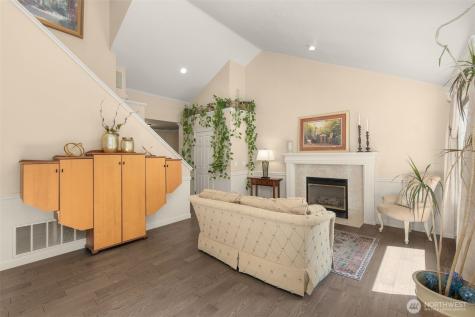 10202 7th Place SE Lake Stevens WA 98258