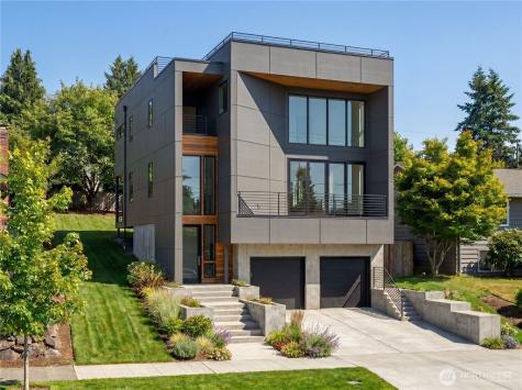 8022 Fauntleroy Way SW Seattle WA 98136