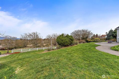 12137 Dream Street SW Olympia WA 98512