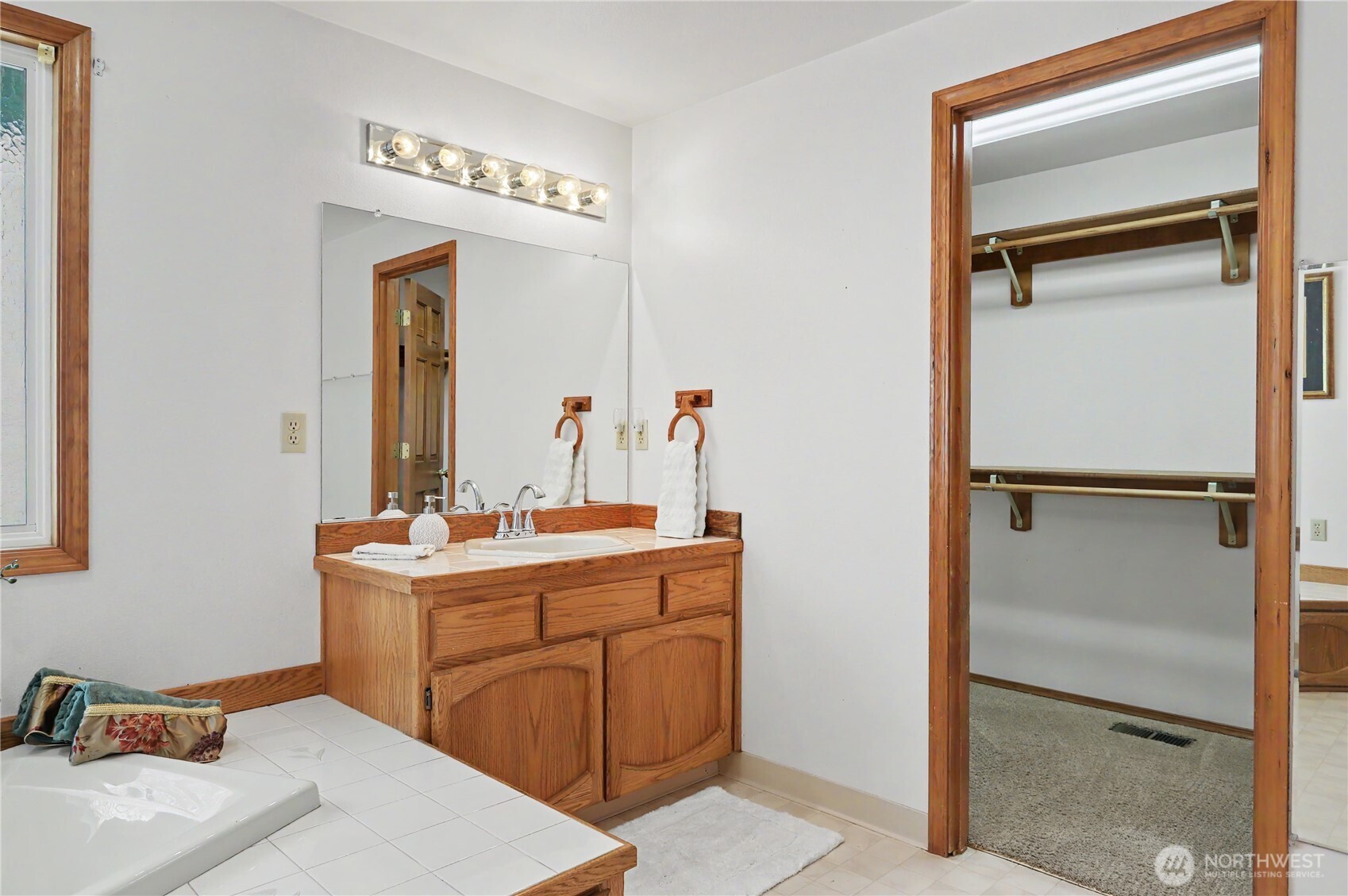 8917 NE 28th Avenue Vancouver WA 98665