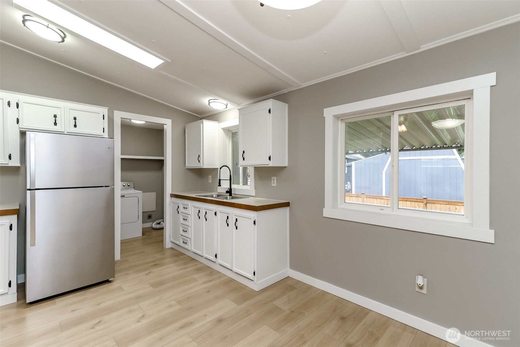 31108 3rd Avenue Black Diamond WA 98010