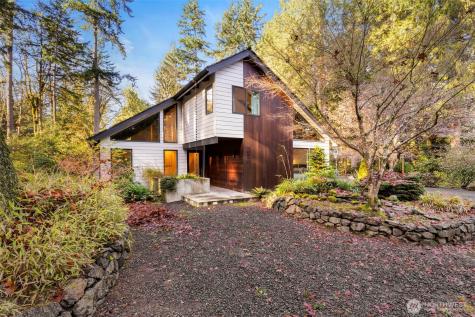 16455 Agate Point Road NE Bainbridge Island WA 98110