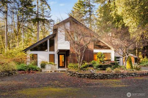 16455 Agate Point Road NE Bainbridge Island WA 98110