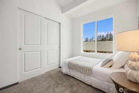 1339 Nolta Loop NE Bainbridge Island WA 98110