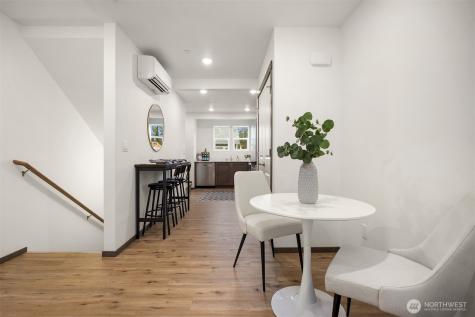 1339 Nolta Loop NE Bainbridge Island WA 98110