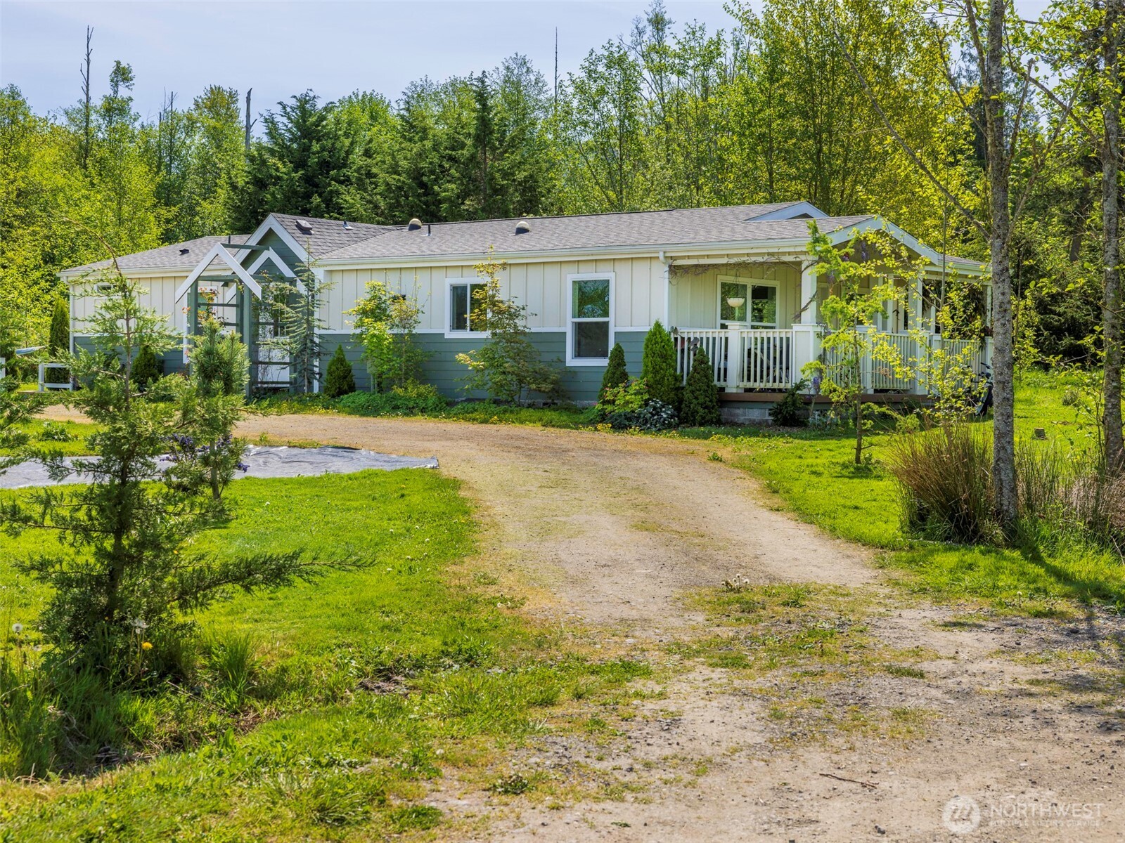 274192 E Highway 101 Sequim WA 98382