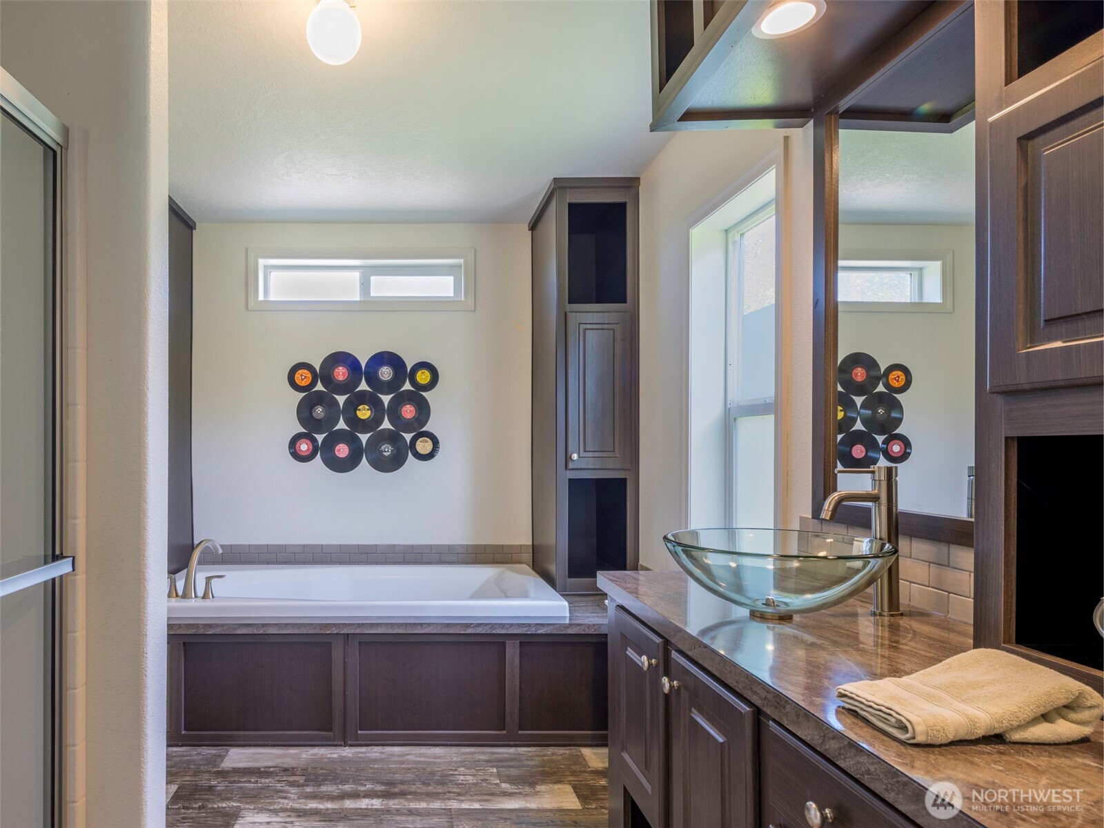 274192 E Highway 101 Sequim WA 98382