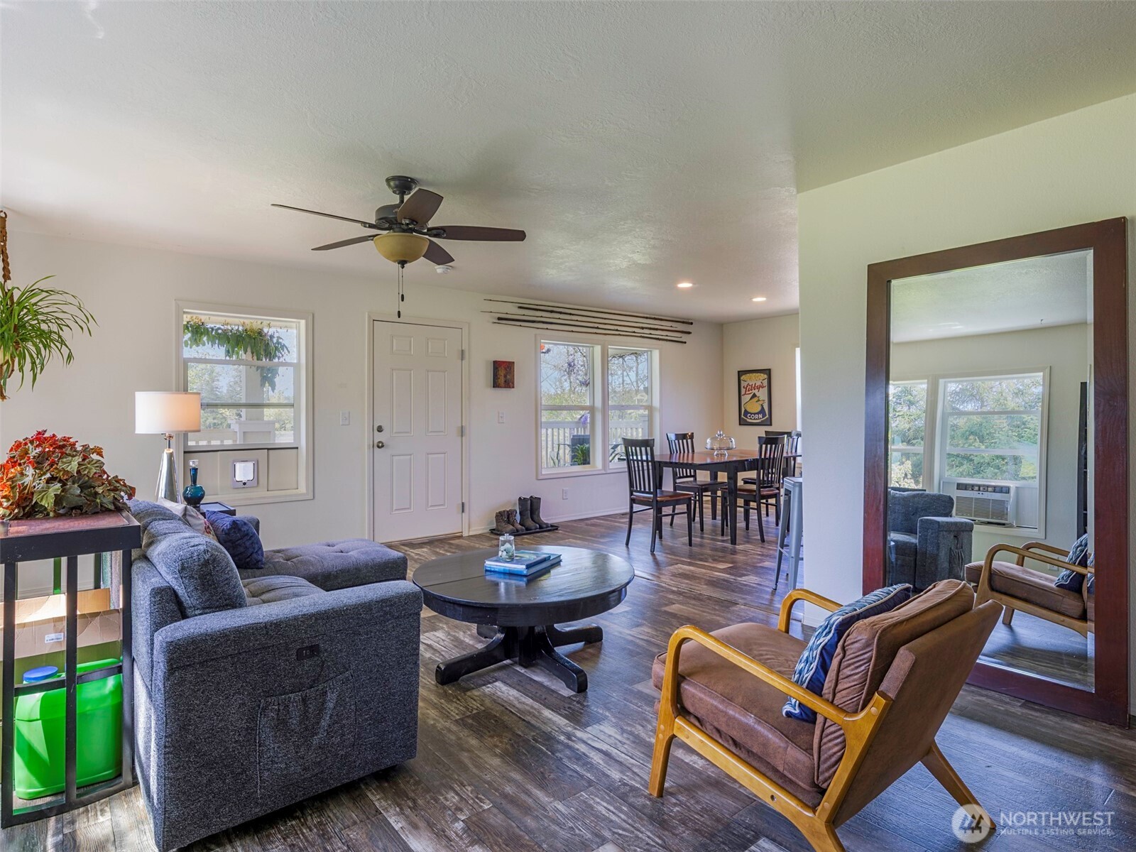 274192 E Highway 101 Sequim WA 98382