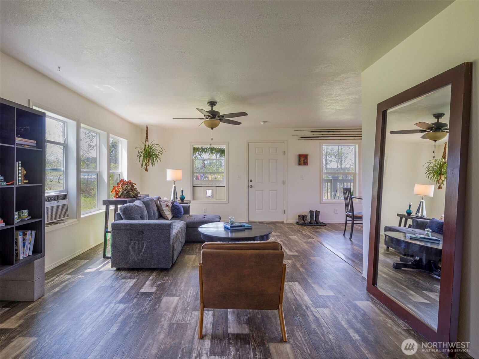 274192 E Highway 101 Sequim WA 98382