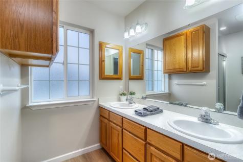 1525 SE Valley View Terrace College Place WA 99324