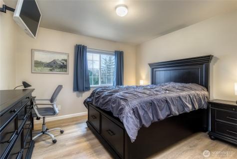 1525 SE Valley View Terrace College Place WA 99324
