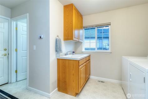 1525 SE Valley View Terrace College Place WA 99324