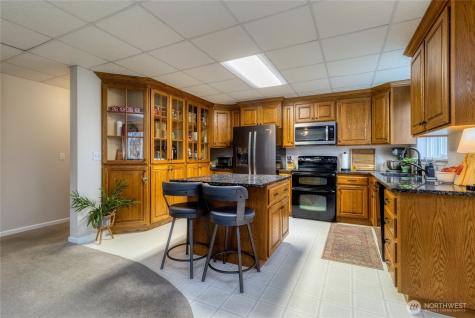 1525 SE Valley View Terrace College Place WA 99324